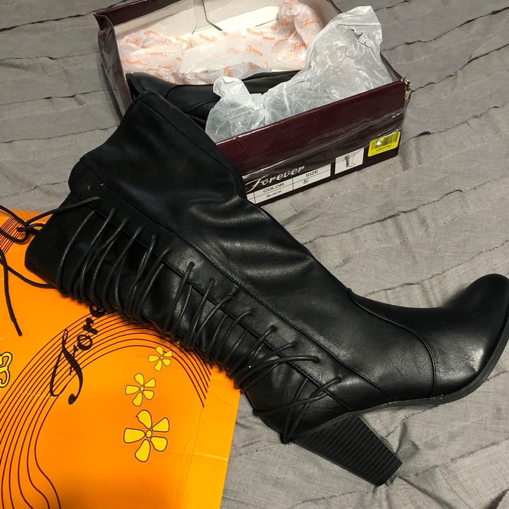 Black Lace-Up Boots